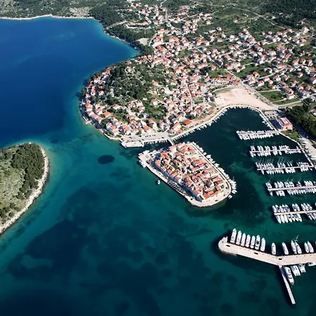 In With Balcony, Air Conditioning, Wifi Apartmán